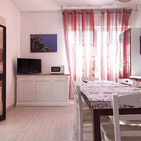 Villa Mariposa N°2 *